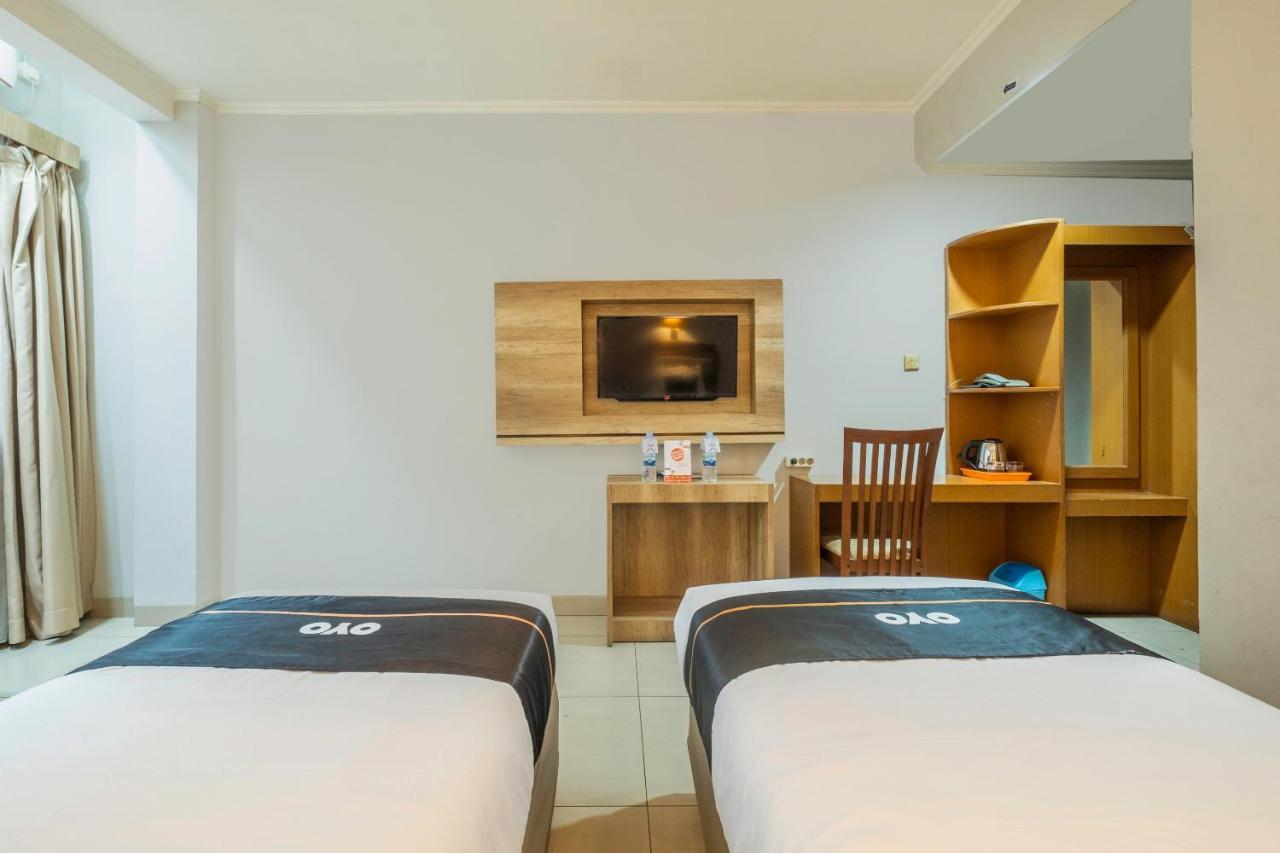 Oyo 2329 Hotel Nyland 3 Cijagra Bandung Bagian luar foto