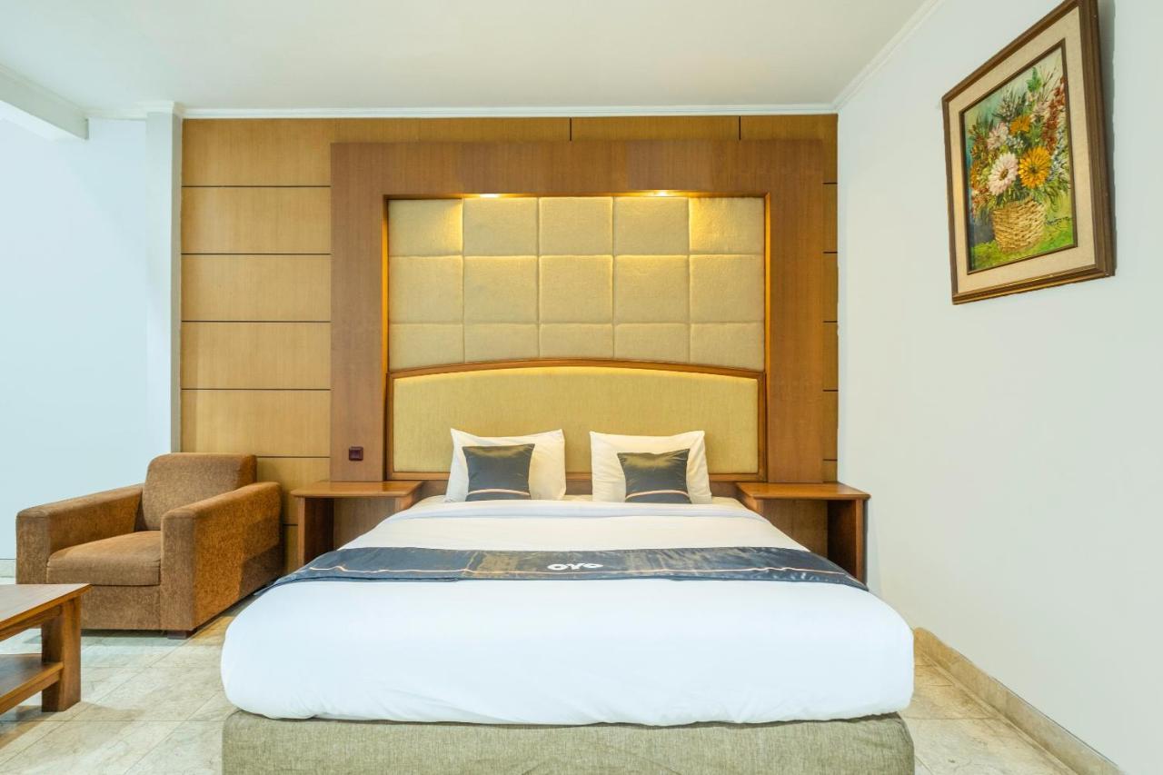 Oyo 2329 Hotel Nyland 3 Cijagra Bandung Bagian luar foto