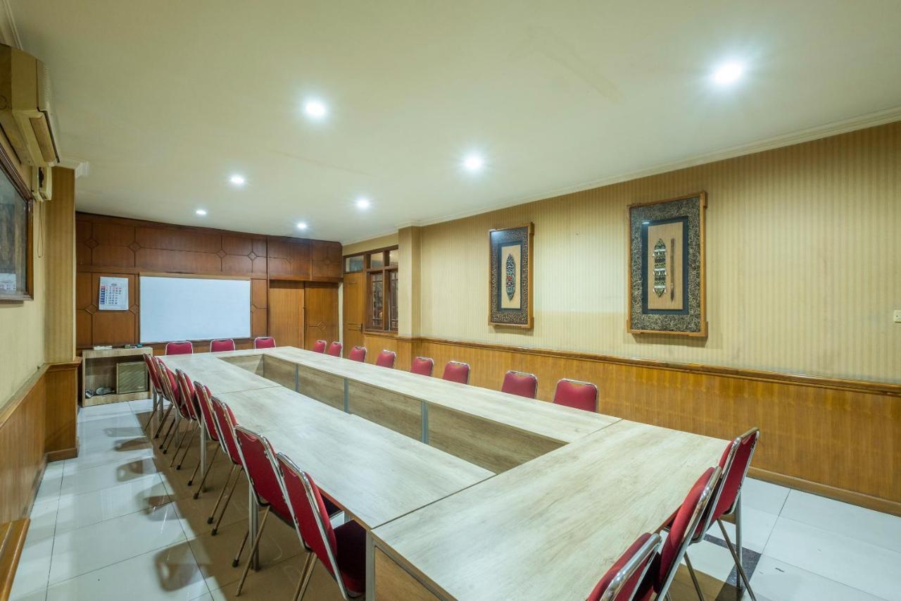 Oyo 2329 Hotel Nyland 3 Cijagra Bandung Bagian luar foto