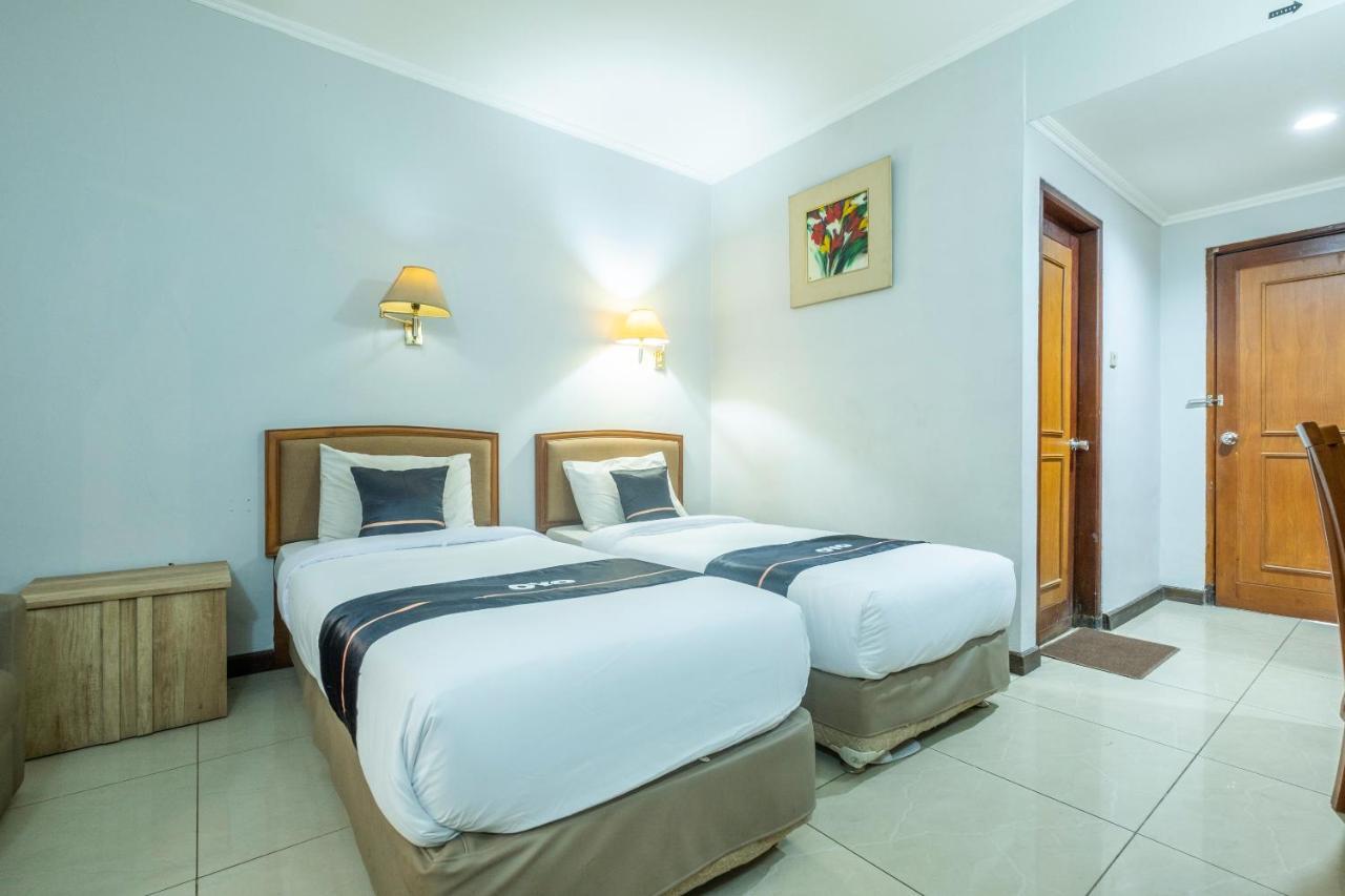 Oyo 2329 Hotel Nyland 3 Cijagra Bandung Bagian luar foto